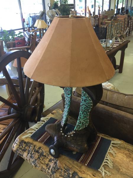 saddle tree lamp